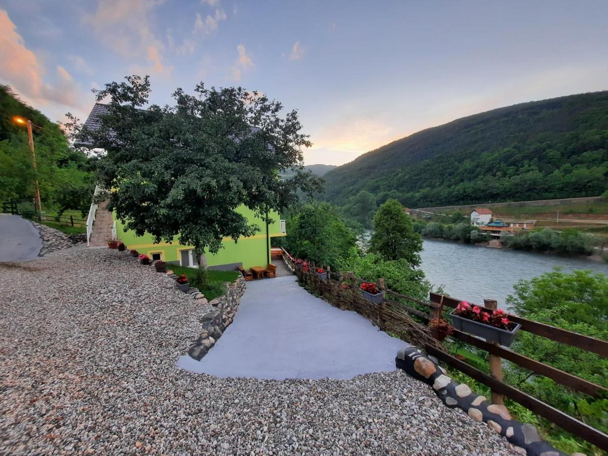 Apartmani Vila Na Drini Foca Exterior foto